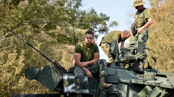 Lính xe tăng thuộc đội hình chiến thuật tác chiến của DNR - Sputnik Việt Nam