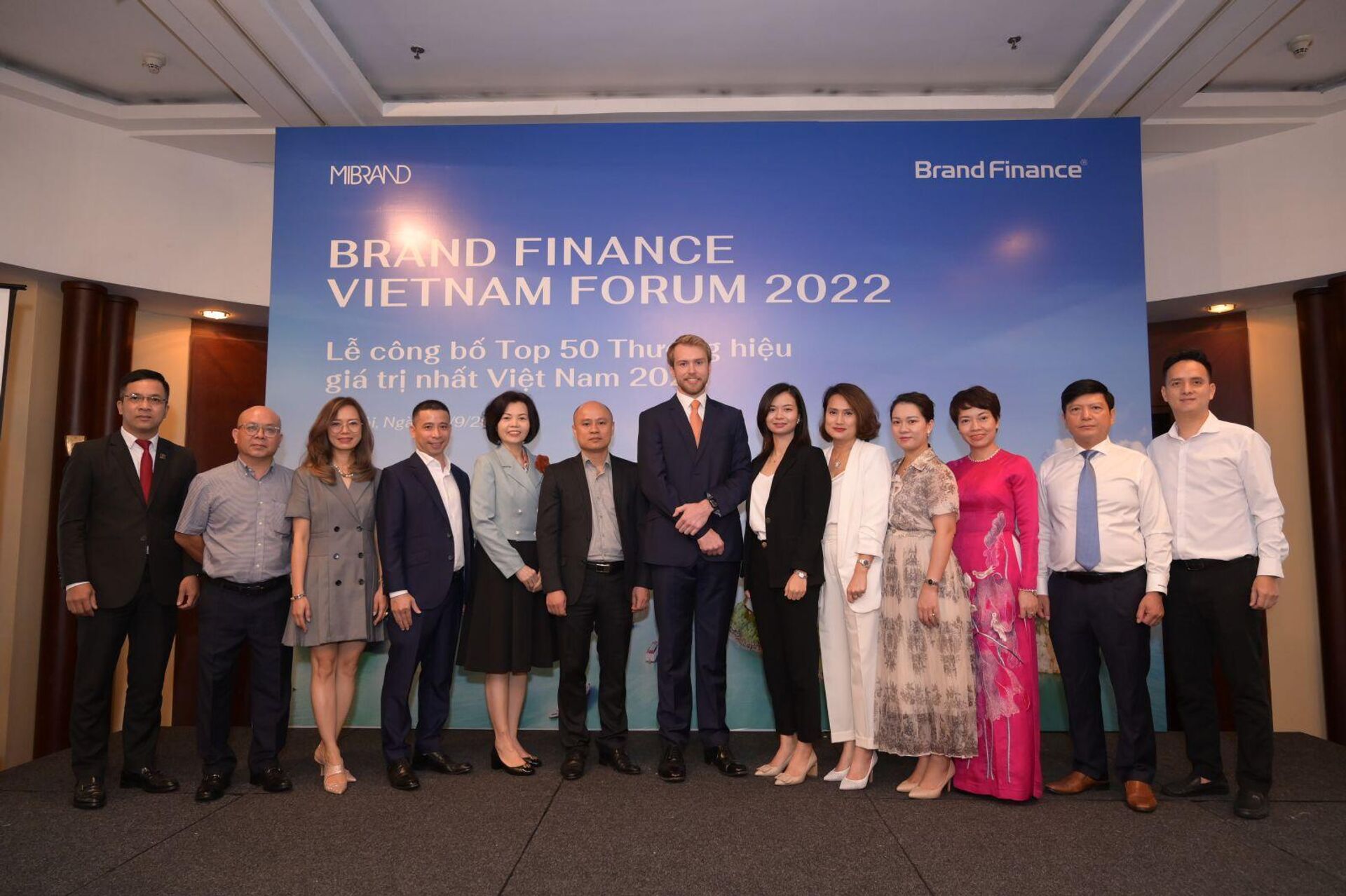 Lễ vinh danh Thương hiệu Quốc gia Việt Nam nằm trong Top 50 Doanh nghiệp hàng đầu do Brand Finance, Công ty Tư vấn Định giá Chiến lược và Thương hiệu Độc lập Hàng đầu Thế giới bình chọn - Sputnik Việt Nam, 1920, 22.09.2022