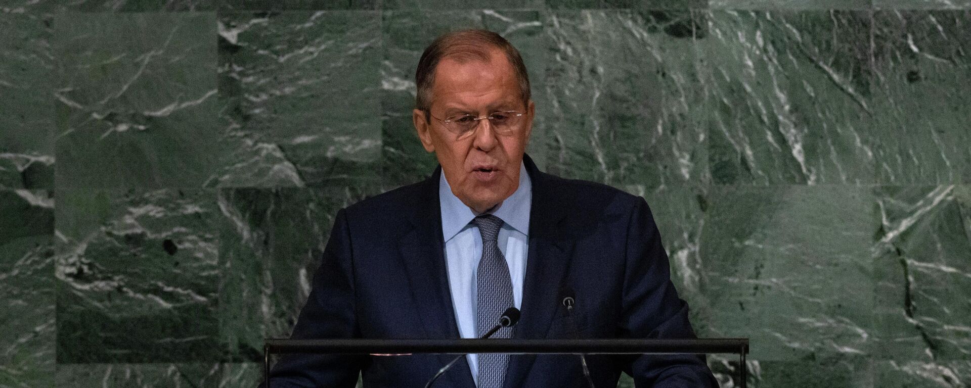 Bộ trưởng Ngoại giao Nga Sergei Lavrov phát biểu tại phiên họp thứ 77 của Đại hội đồng Liên hợp quốc tại Trụ sở Liên hợp quốc ở New York - Sputnik Việt Nam, 1920, 25.09.2022