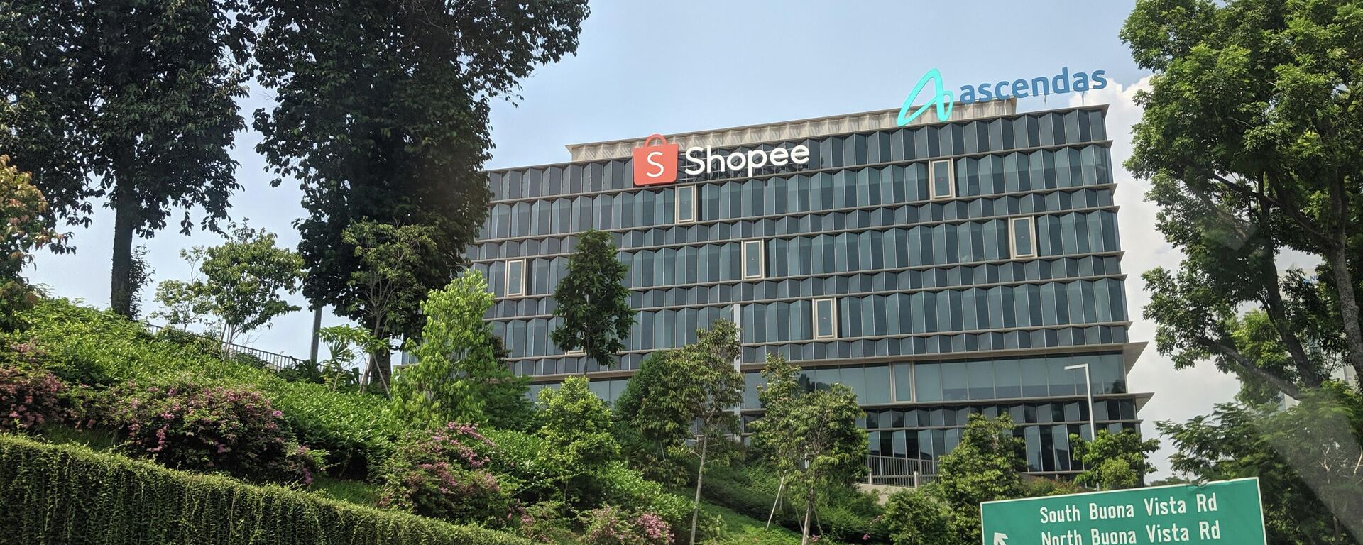 Trụ sở Shopee tại Công viên Khoa học Singapore - Sputnik Việt Nam, 1920, 28.09.2022