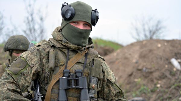 Những người lính thuộc LNR gần làng Spornoe ở DNR - Sputnik Việt Nam
