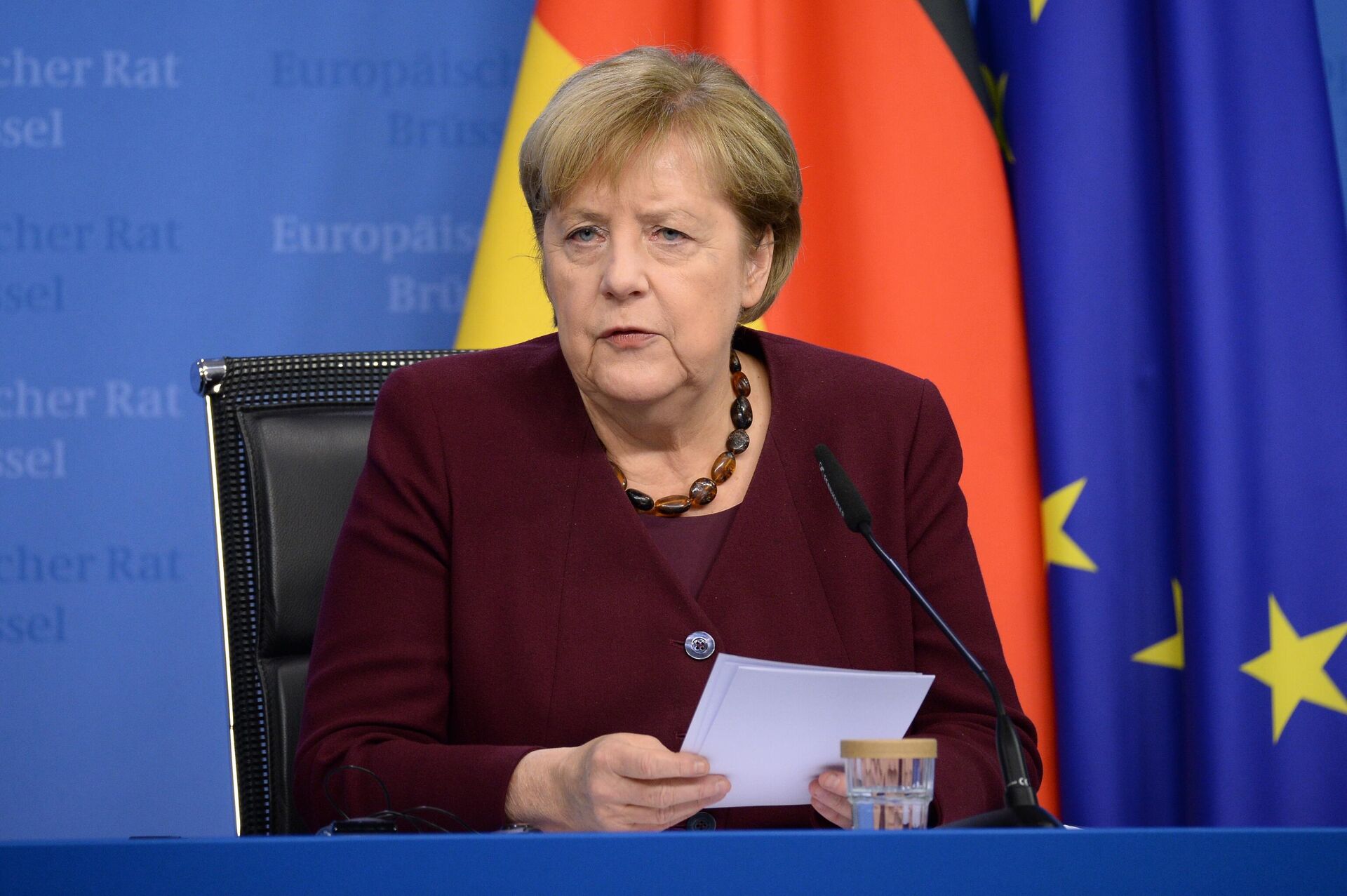 Thủ tướng Liên bang Đức Angela Merkel tại hội nghị thượng đỉnh EU ở Brussels Thủ tướng Liên bang Đức Angela Merkel tại hội nghị thượng đỉnh EU ở Brussels - Sputnik Việt Nam, 1920, 11.04.2025