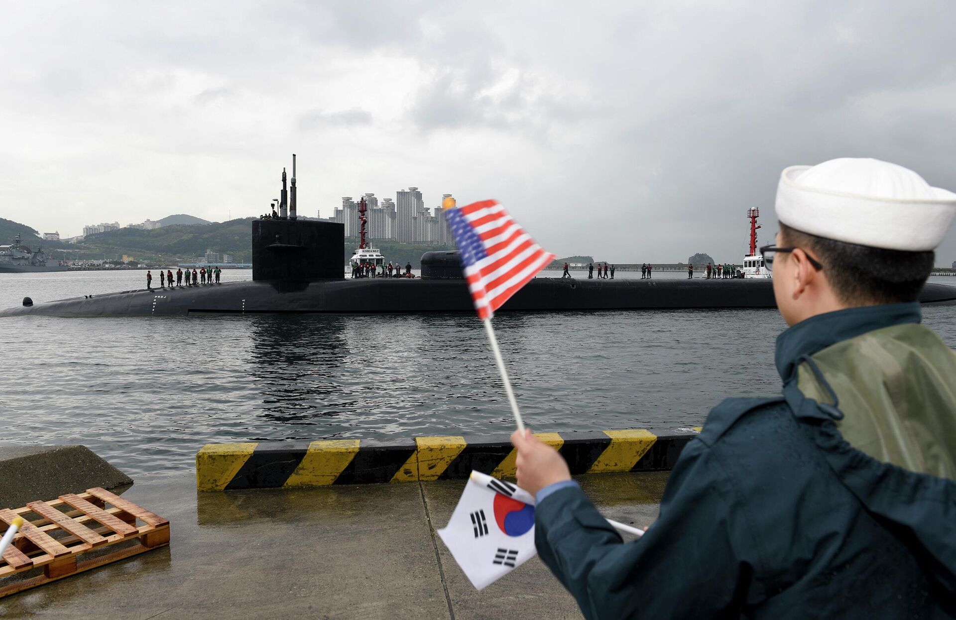 Tàu ngầm tên lửa dẫn đường lớp Ohio USS Michigan đến Busan, Hàn Quốc - Sputnik Việt Nam, 1920, 07.10.2024