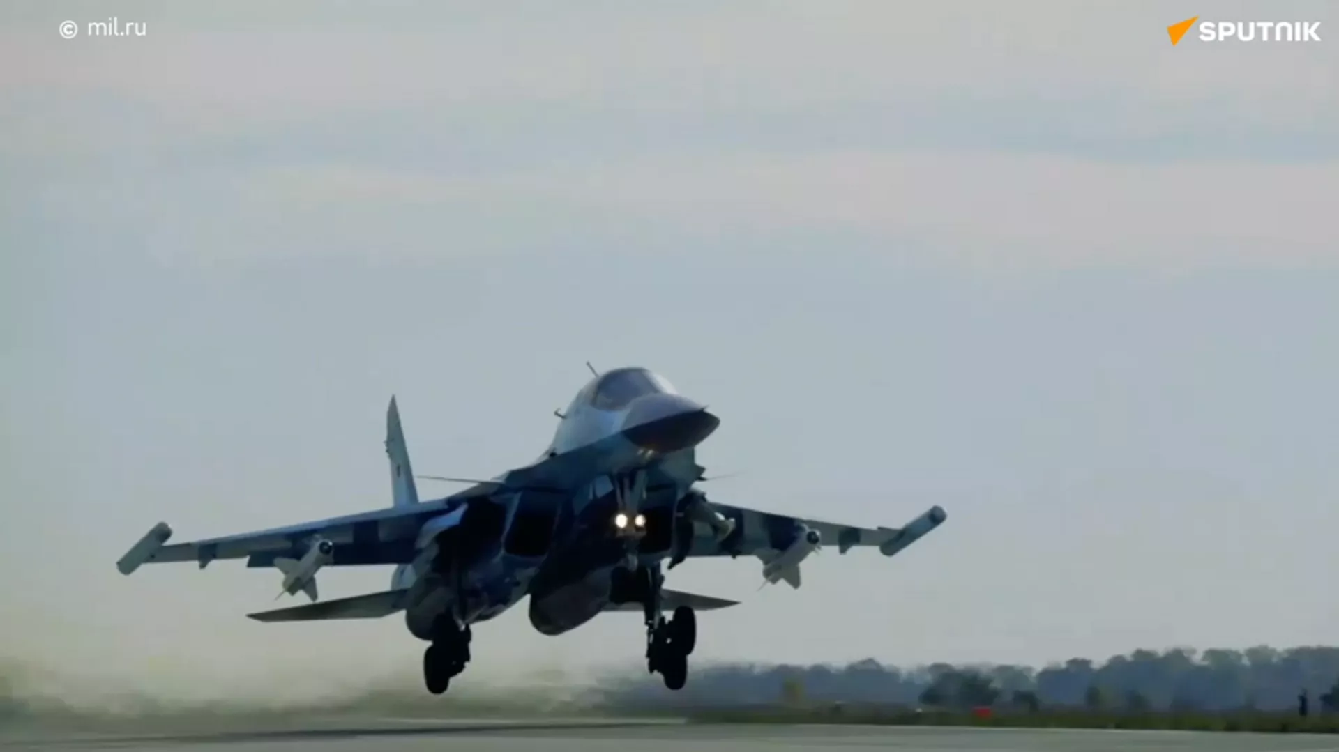 Сác phi hành đoàn Su-34 của Nga thực hiện nhiệm vụ trong Chiến dịch quân sự đặc biệt bất kể ngày đêm