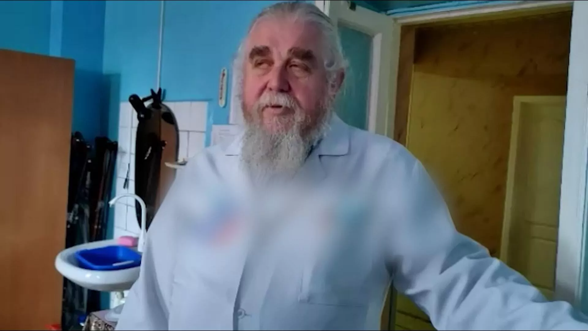 Trưởng khoa phẫu thuật thần kinh tại trung tâm phục hồi chức năng Donetsk nói về hành vi của binh sĩ Ukraina bị bắt