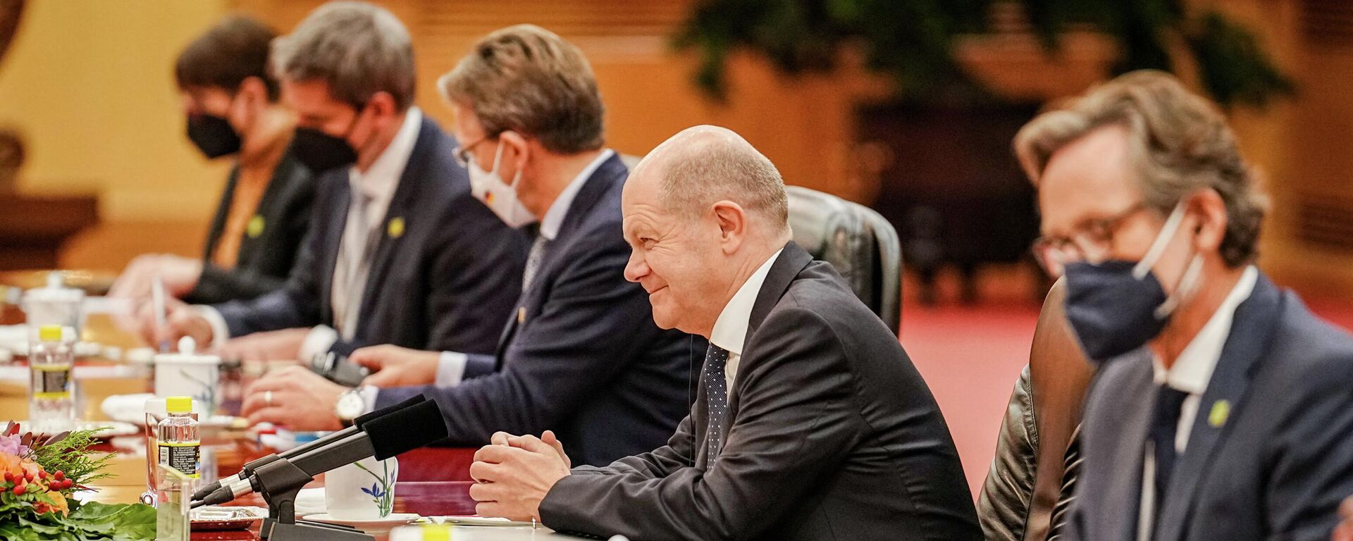 Thủ tướng Đức Olaf Scholz gặp Thủ tướng Trung Quốc Lý Khắc Cường tại Đại lễ đường Nhân dân ở Bắc Kinh - Sputnik Việt Nam, 1920, 04.11.2022