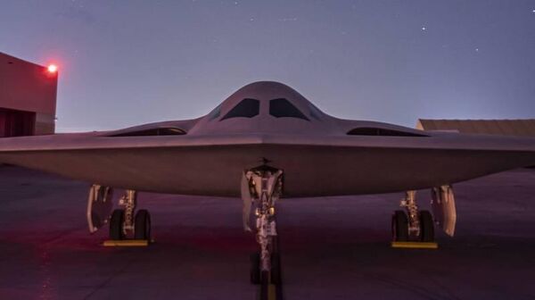 Máy bay ném bom tàng hình hạt nhân mới nhất B-21 Raider của Mỹ - Sputnik Việt Nam