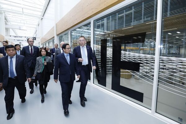 Thủ tướng Phạm Minh Chính thăm Khu công nghệ cao Brainport (Hà Lan) - Sputnik Việt Nam