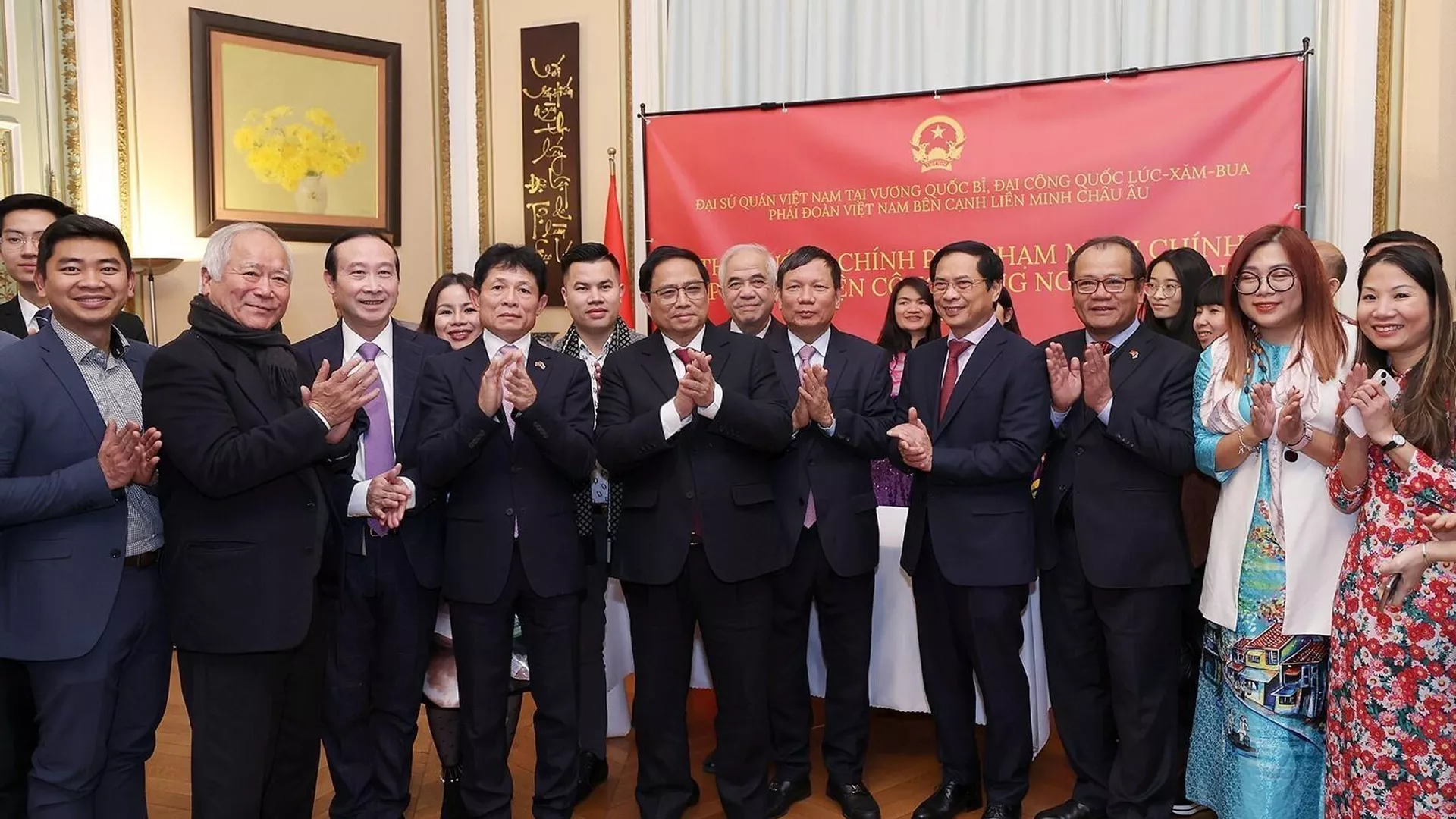 Thủ tướng Phạm Minh Chính gặp cộng đồng người Việt Nam tại Vương quốc Bỉ