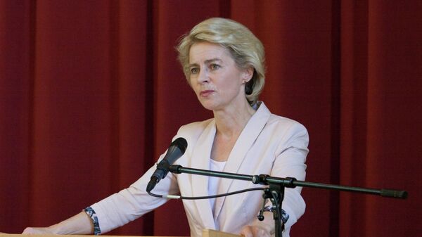 Người dùng Twitter đánh giá người đứng đầu Ủy ban châu Âu, bà Ursula von der Leyen - Sputnik Việt Nam