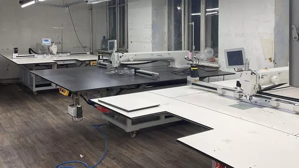 Một xưởng của Công ty Modtex thời điểm đồng đô la trượt giá mạnh - Sputnik Việt Nam