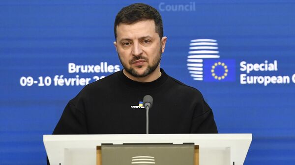 Tổng thống Ukraina Volodymyr Zelensky trong cuộc họp báo tại hội nghị thượng đỉnh EU ở Brussels, Bỉ - Sputnik Việt Nam