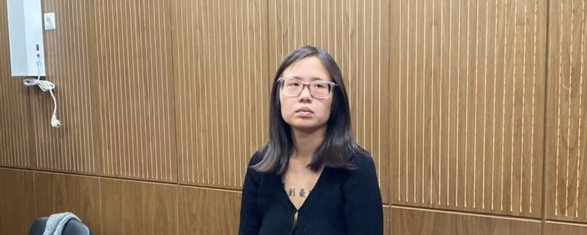 Phiên tòa xét xử vụ công dân Hoa Kỳ Alicia Day bị bắt vì dắt bê đi dạo trên Quảng trường Đỏ - Sputnik Việt Nam, 1920, 18.02.2023