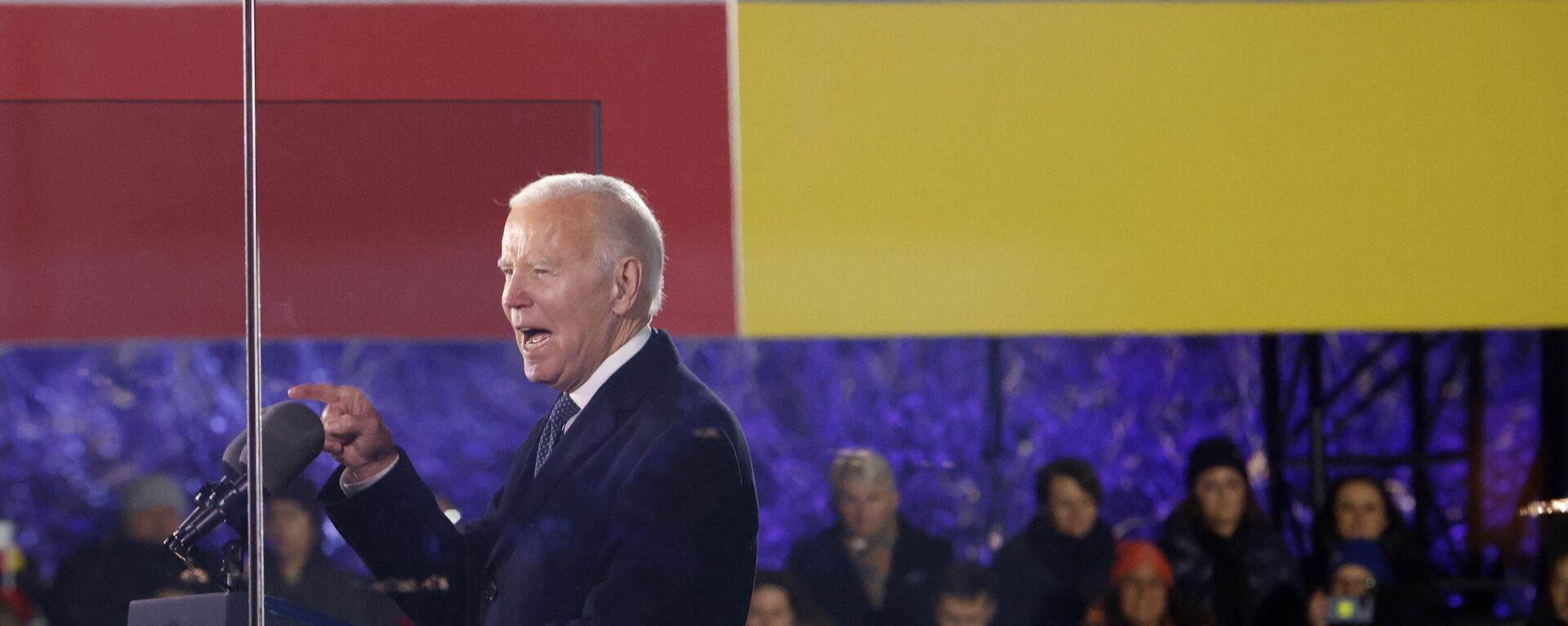 Tổng thống Hoa Kỳ Joe Biden  - Sputnik Việt Nam, 1920, 25.02.2023