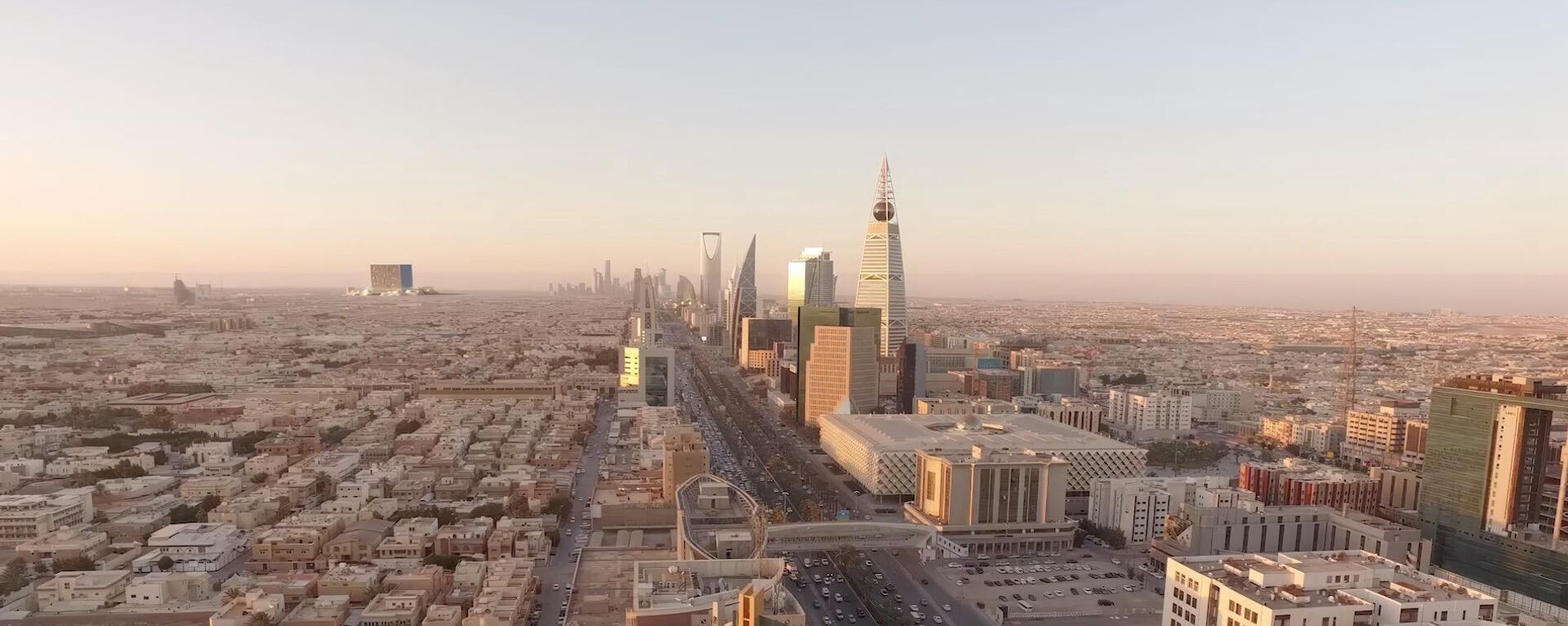 Dự án New Murabbah là khu phức hợp lớn nhất thế giới ở trung tâm thủ đô Riyadh, Ả Rập Xê Út  - Sputnik Việt Nam, 1920, 23.01.2025