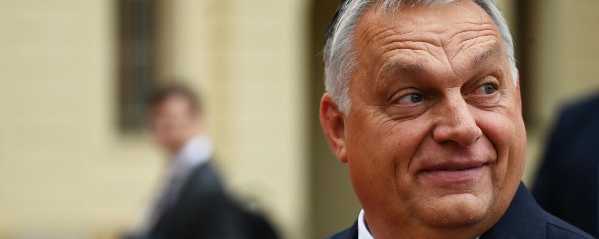 Thủ tướng Hungary Viktor Orban đến dự hội nghị thượng đỉnh không chính thức ở Praha. - Sputnik Việt Nam, 1920, 21.03.2025