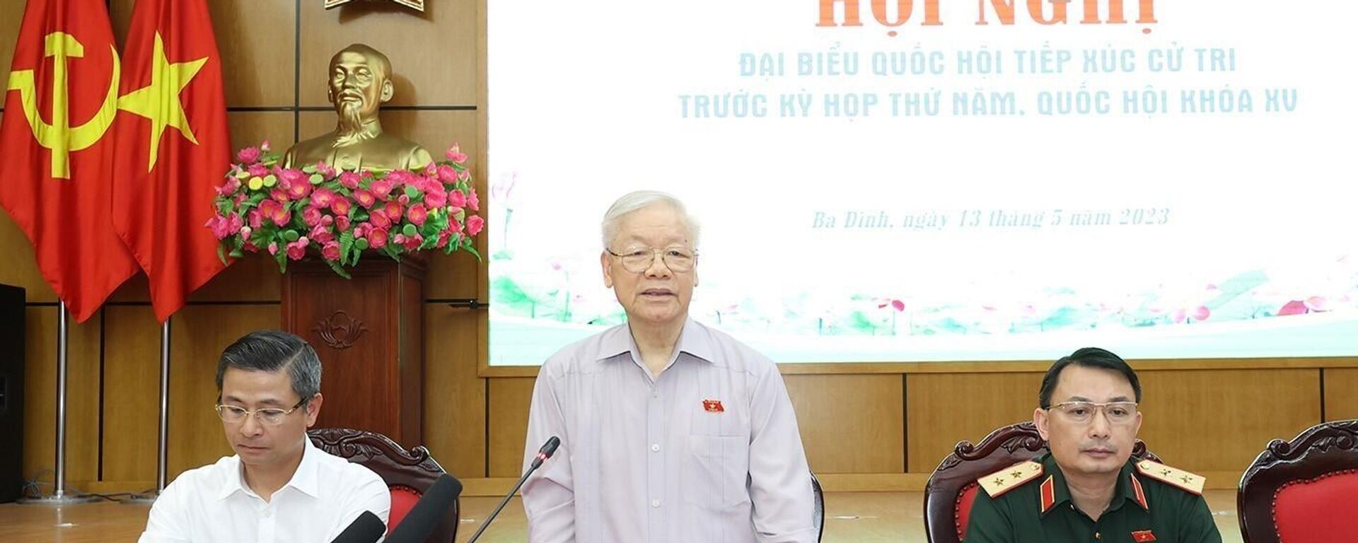 Tổng Bí thư Nguyễn Phú Trọng tiếp xúc cử tri quận Đống Đa, Ba Đình và Hai Bà Trưng trước kỳ họp thứ năm, Quốc hội khoá XV - Sputnik Việt Nam, 1920, 13.05.2023