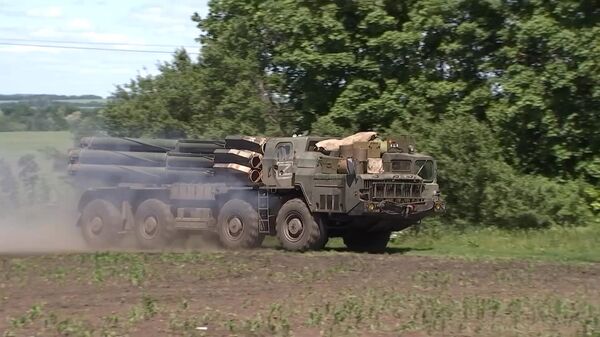 Hệ thống tên lửa phóng loạt MLRS Smerch - Sputnik Việt Nam