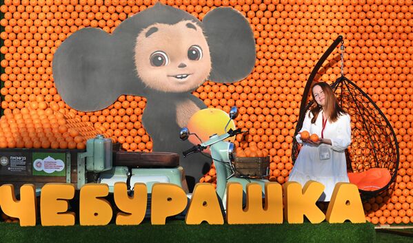 Cheburashka tại SPIEF-2023. - Sputnik Việt Nam