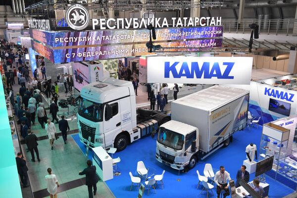 Gian hàng KamAZ tại triển lãm công nghiệp quốc tế &quot;Innoprom-2023&quot; ở Ekaterinburg. - Sputnik Việt Nam