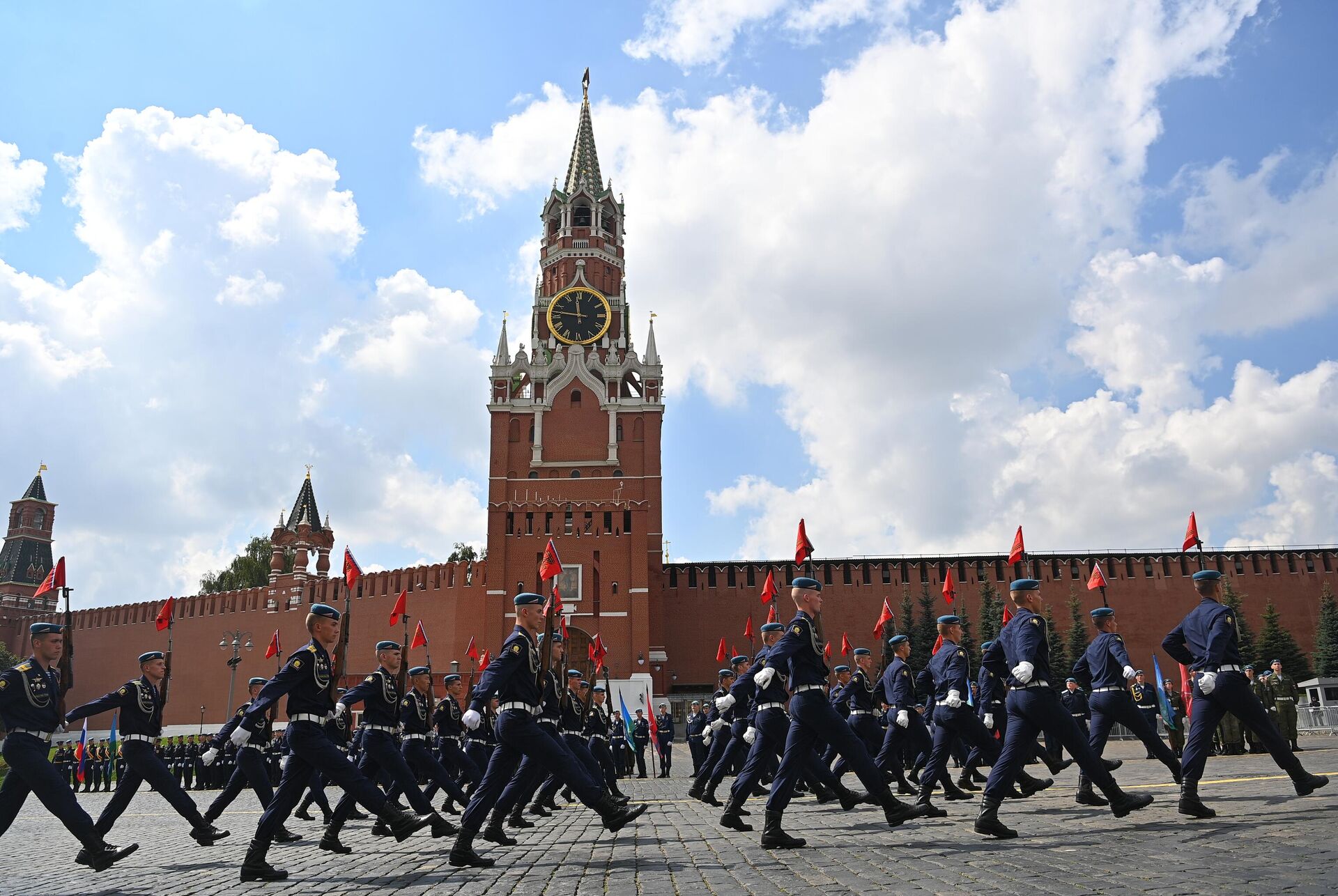 Các sự kiện nhân Ngày Lực lượng Dù ở Moscow - Sputnik Việt Nam, 1920, 02.08.2023