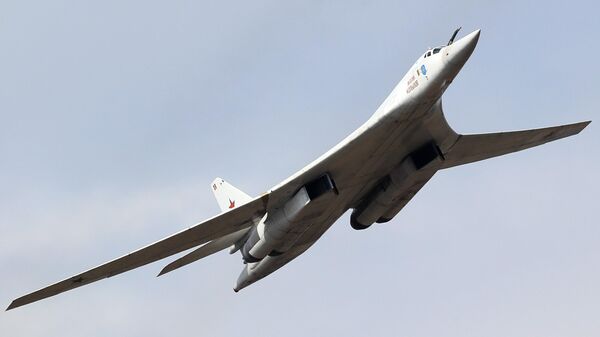 Máy bay siêu thanh liên lục địa Tu-160 - Sputnik Việt Nam