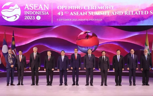 Lễ khai mạc Hội nghị Cấp cao ASEAN lần thứ 43 Lễ khai mạc Hội nghị Cấp cao ASEAN lần thứ 43 - Sputnik Việt Nam