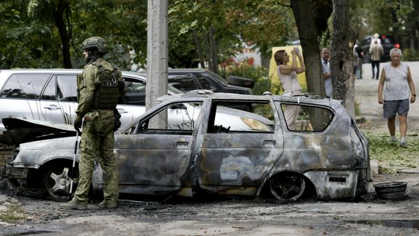 Hậu quả của vụ pháo kích quận Kievsky của Donetsk - Sputnik Việt Nam