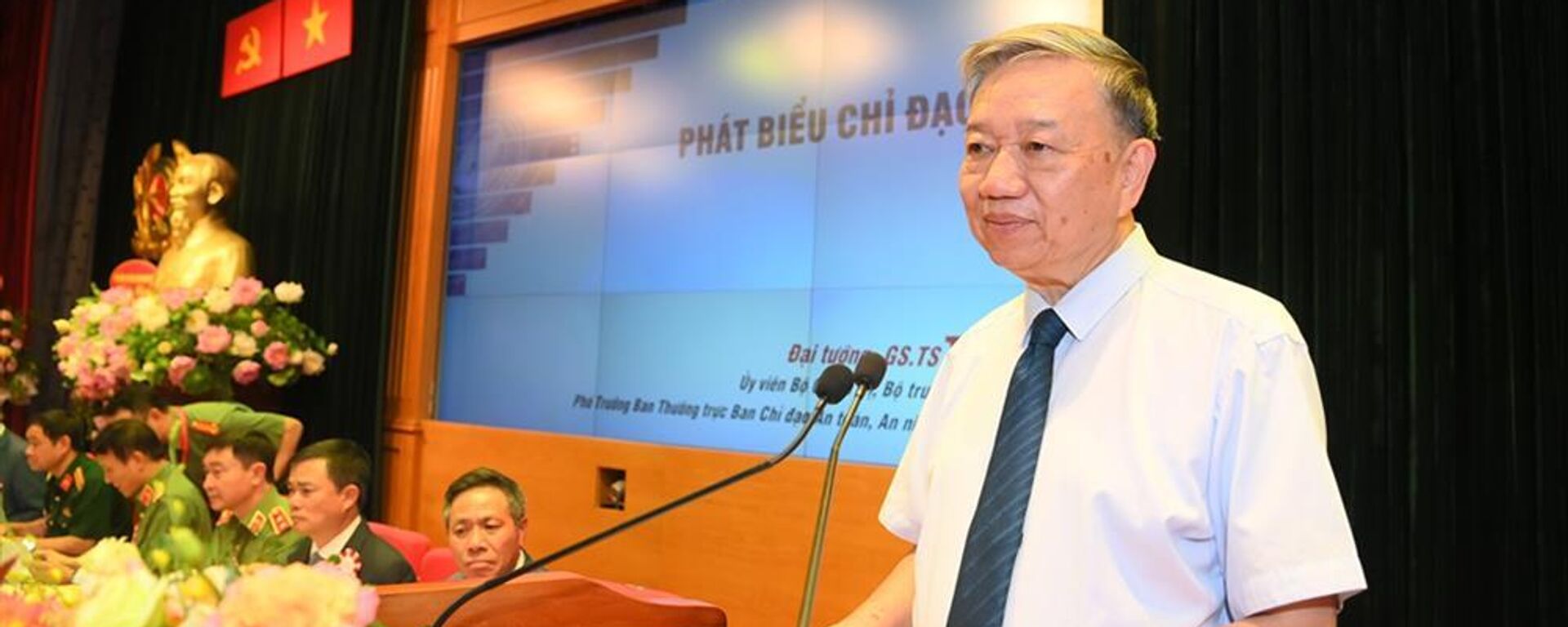 Bộ trưởng Tô Lâm phát biểu chỉ đạo tại Đại hội. - Sputnik Việt Nam, 1920, 10.01.2025