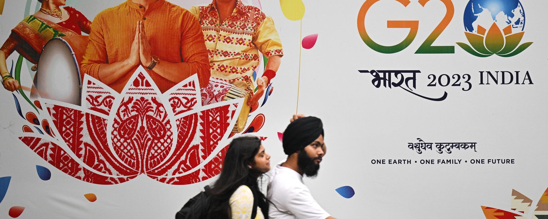 Một biểu ngữ được dán trước hội nghị thượng đỉnh G20 ở New Delhi. - Sputnik Việt Nam, 1920, 09.09.2023