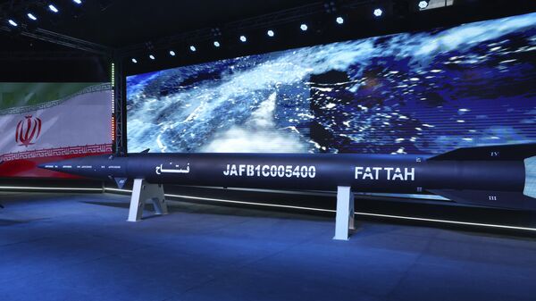Tên lửa siêu thanh Fattah do Iran sản xuất - Sputnik Việt Nam