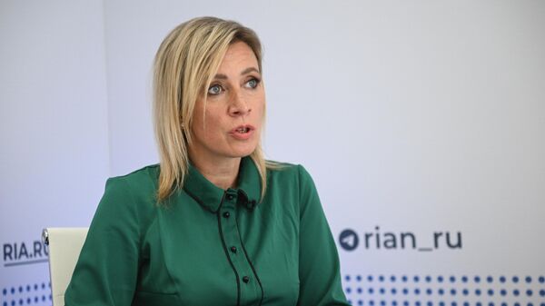  Maria Zakharova đại diện chính thức của Bộ Ngoại giao Nga, Bên lề Diễn đàn Kinh tế Đông EEF - Sputnik Việt Nam