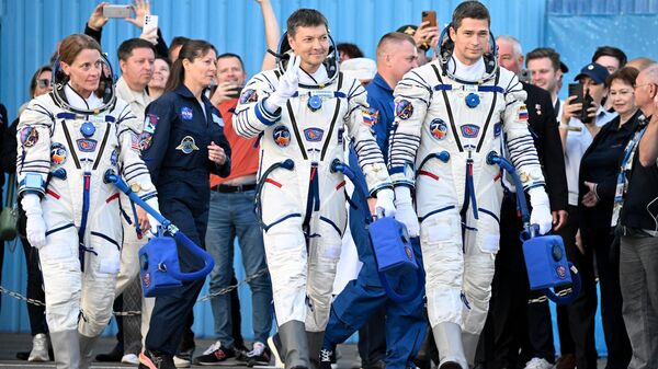 Phóng tàu vũ trụ vận tải có người lái Soyuz MS-24 - Sputnik Việt Nam