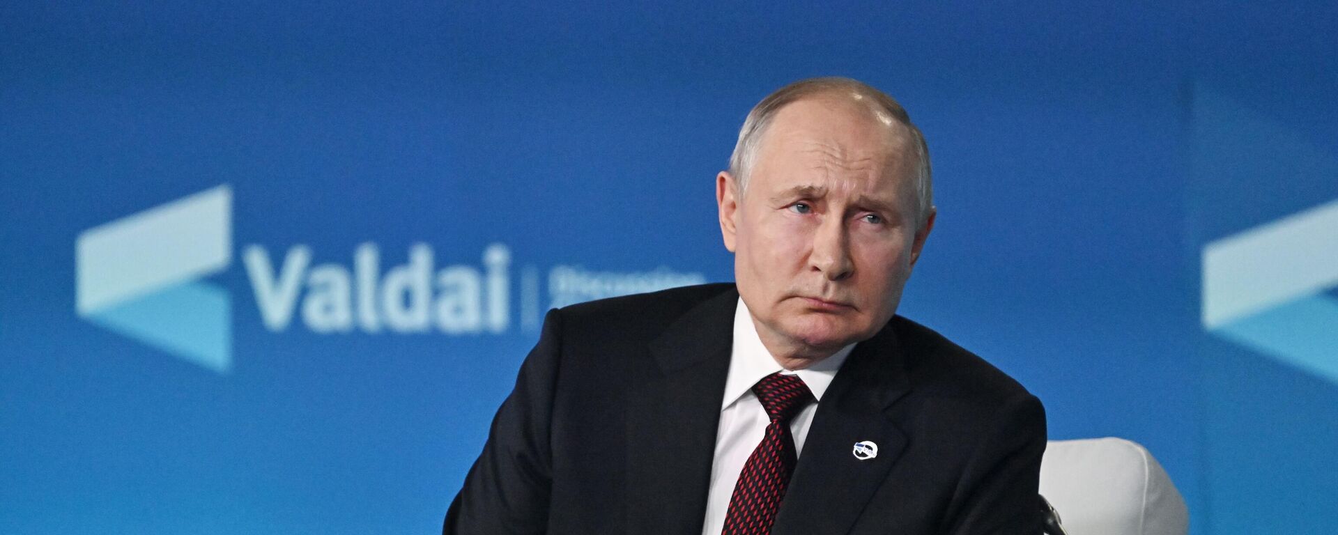 Tổng thống Nga Putin phát biểu tại Câu lạc bộ Thảo luận Quốc tế “Valdai” - Sputnik Việt Nam, 1920, 04.10.2025