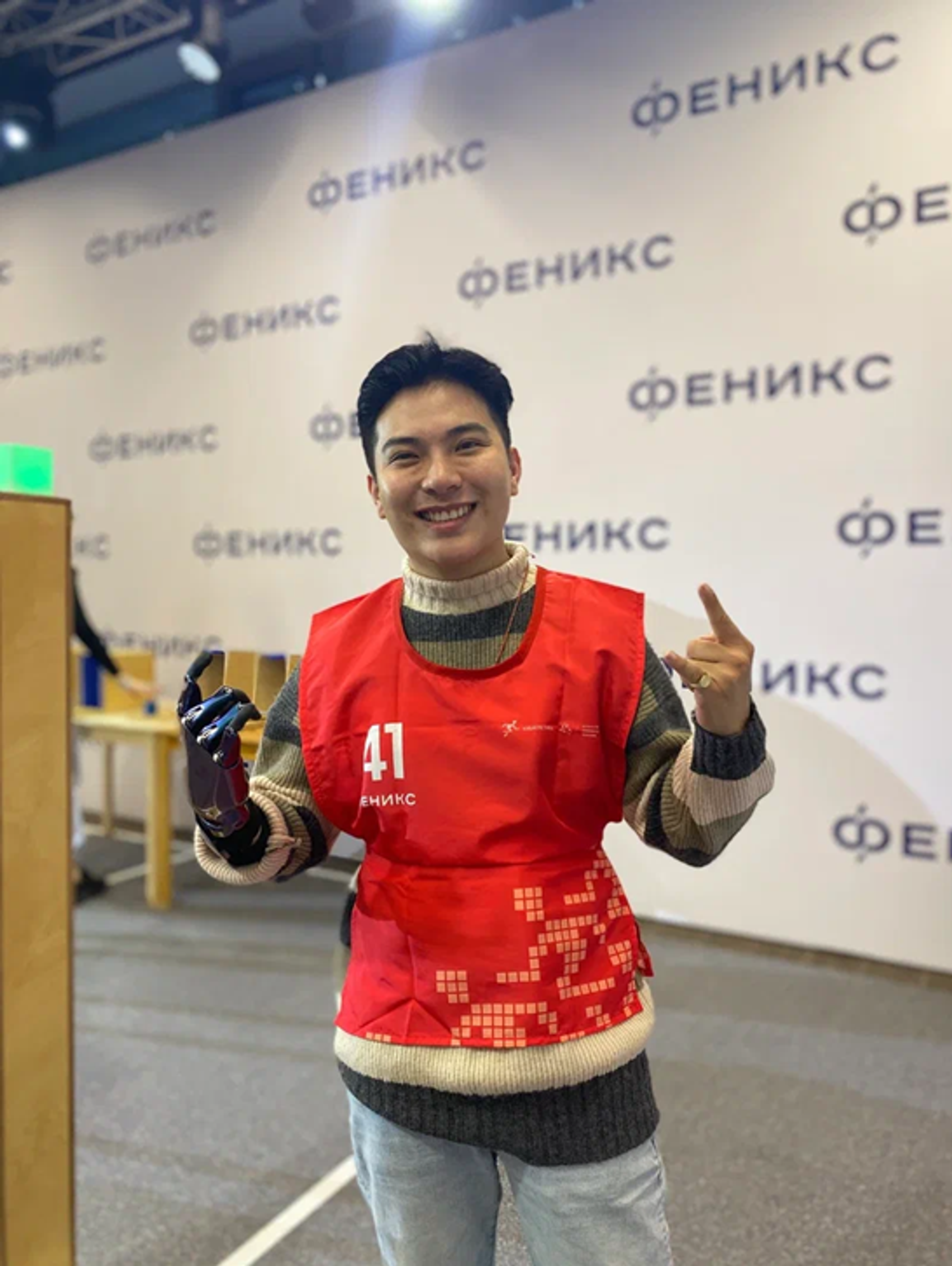 Một người Việt gắn chân giả Motorica của Nga - Sputnik Việt Nam, 1920, 10.10.2023