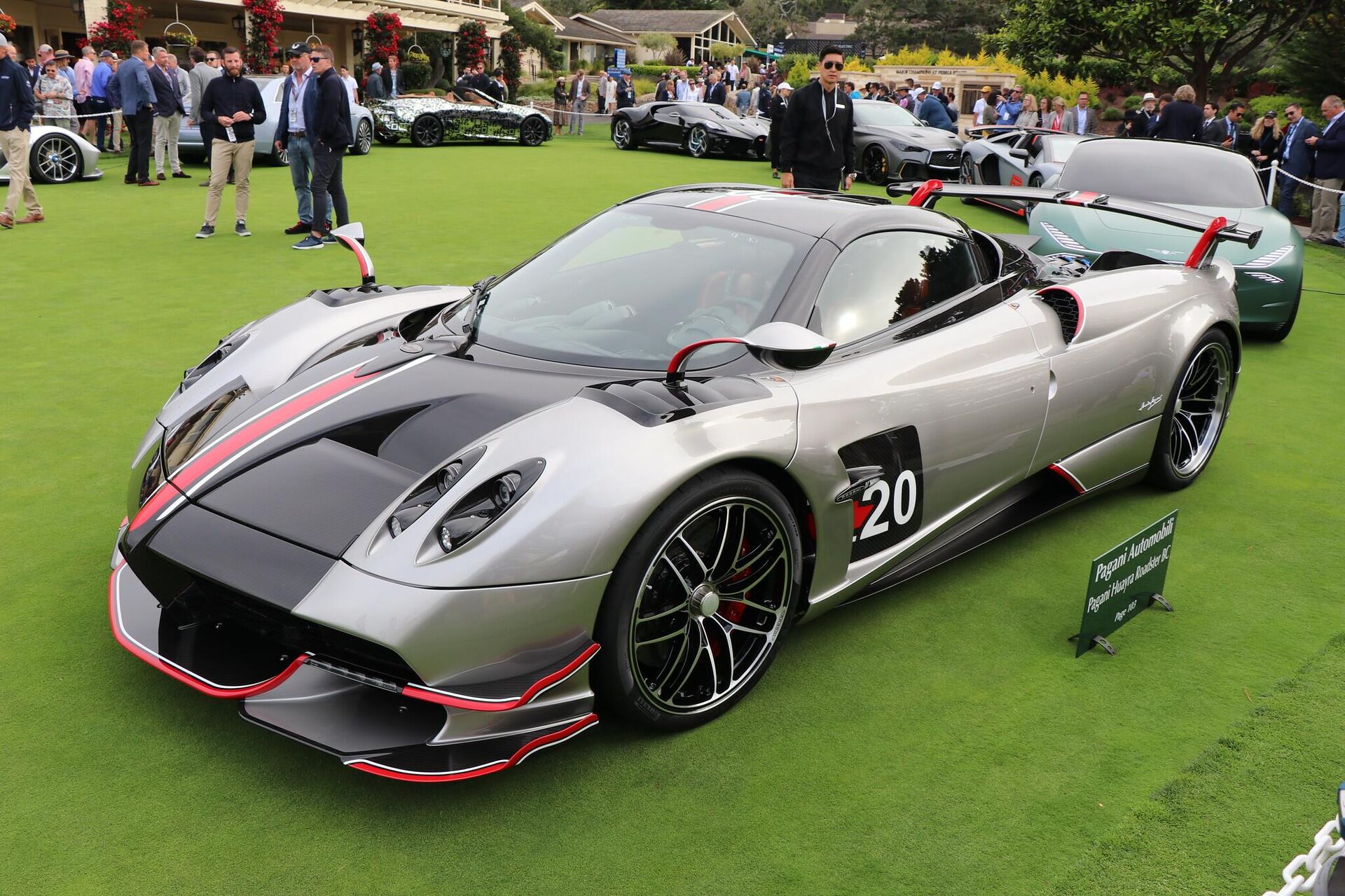  Pagani Huayra BC Roadster - Sputnik Việt Nam, 1920, 17.10.2023