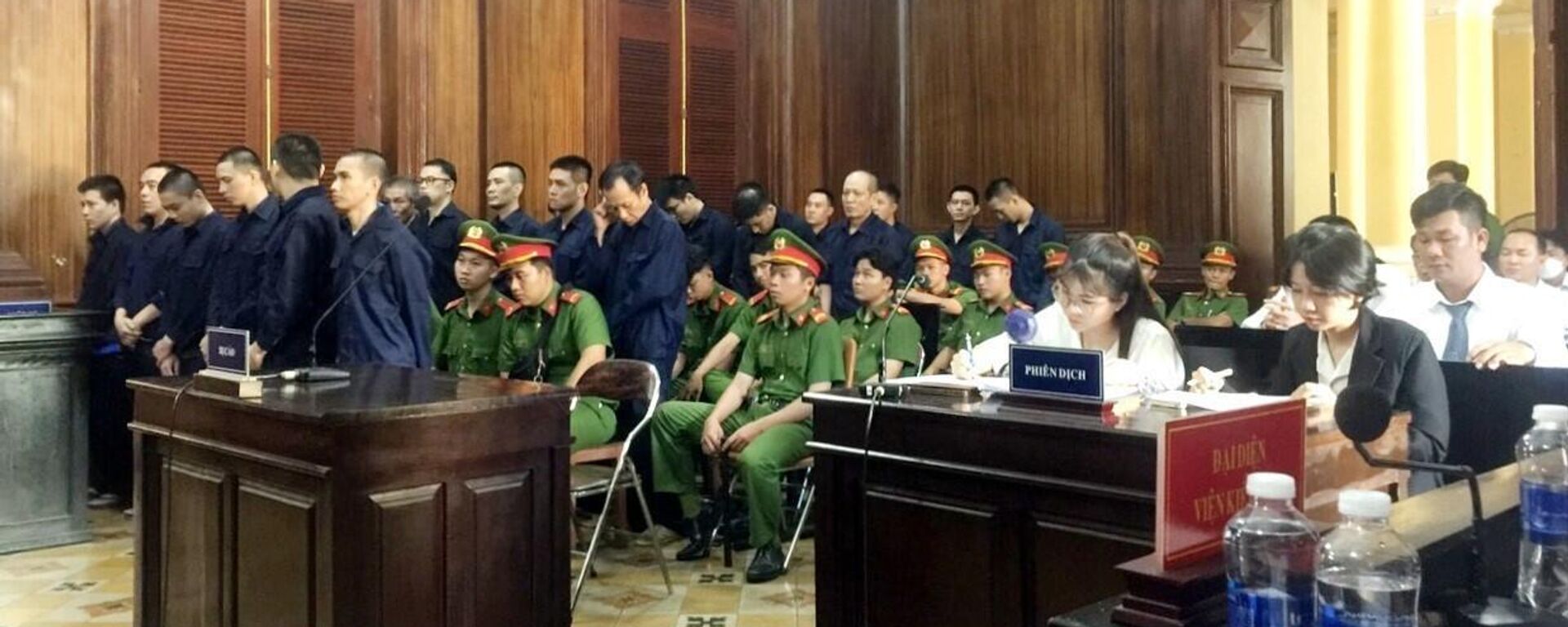 Các bị cáo nghe tuyên án. - Sputnik Việt Nam, 1920, 11.11.2023