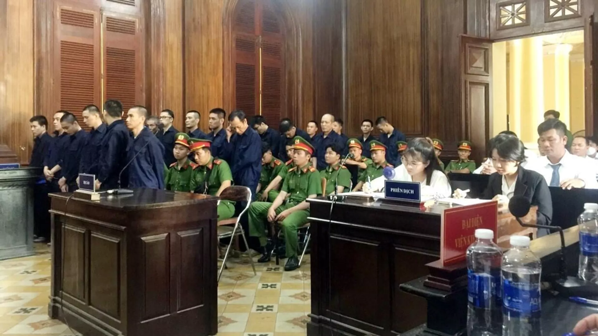 Các bị cáo nghe tuyên án. - Sputnik Việt Nam, 1920, 11.11.2023