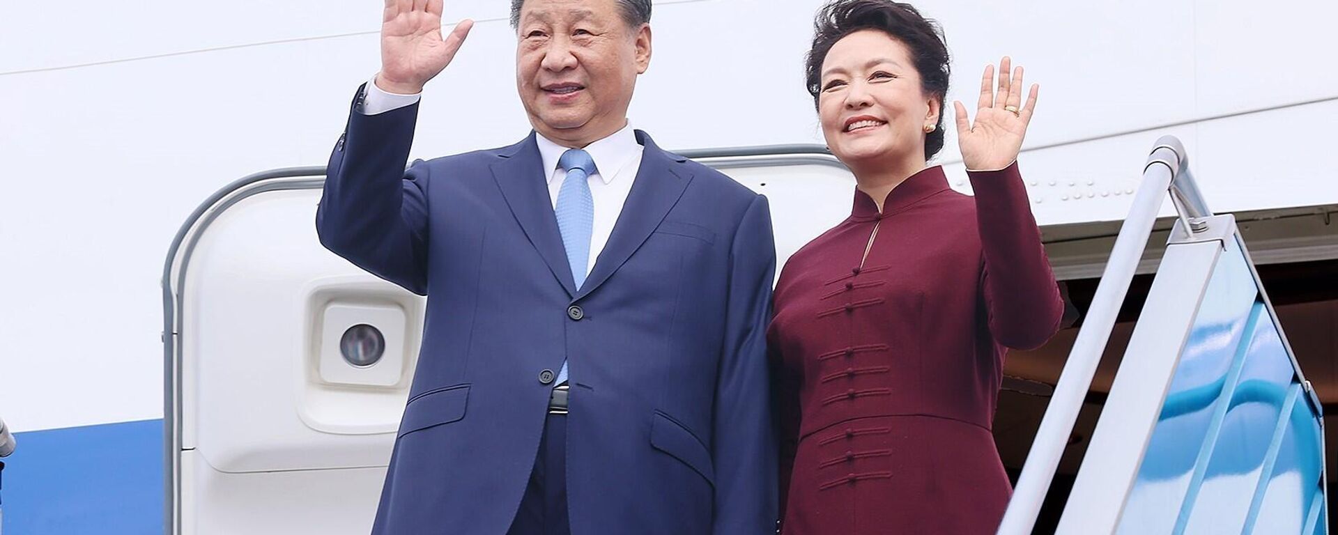 Tổng Bí thư, Chủ tịch nước Trung Quốc Tập Cận Bình đến Hà Nội, bắt đầu chuyến thăm cấp Nhà nước tới Việt Nam - Sputnik Việt Nam, 1920, 12.12.2023