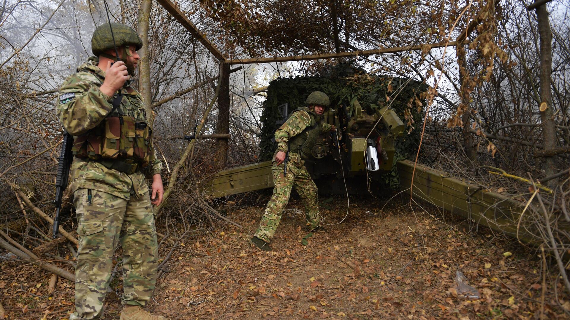 Công việc của lính pháo binh theo hướng Zaporozhye - Sputnik Việt Nam, 1920, 26.12.2023