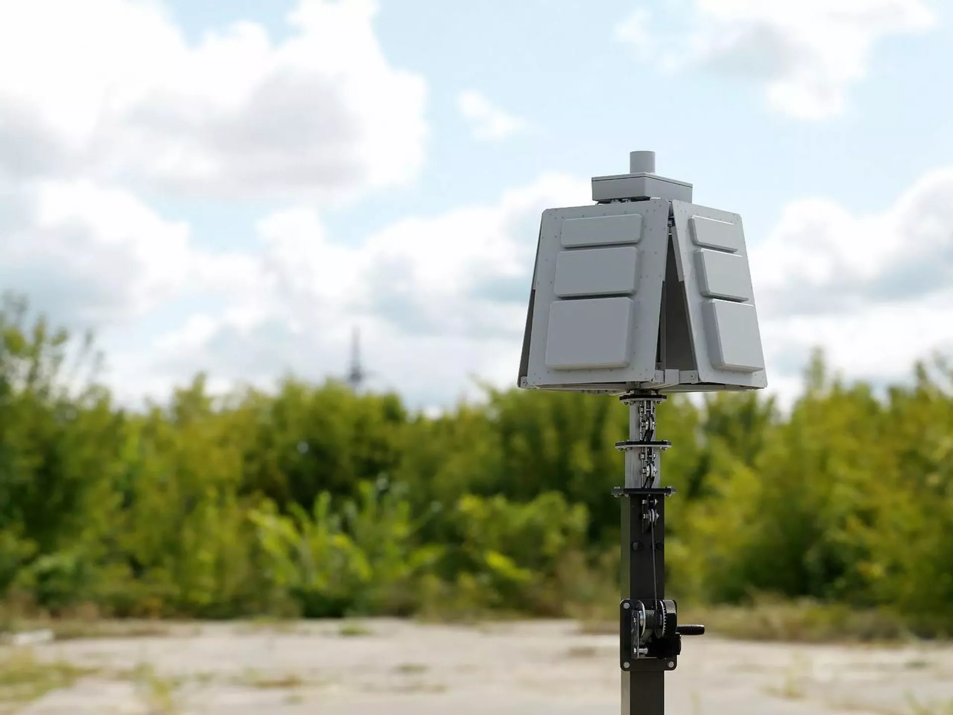 Hệ thống chống máy bay không người lái Serp-VS5D Hệ thống chống máy bay không người lái Serp-VS5D - Sputnik Việt Nam, 1920, 29.12.2023
