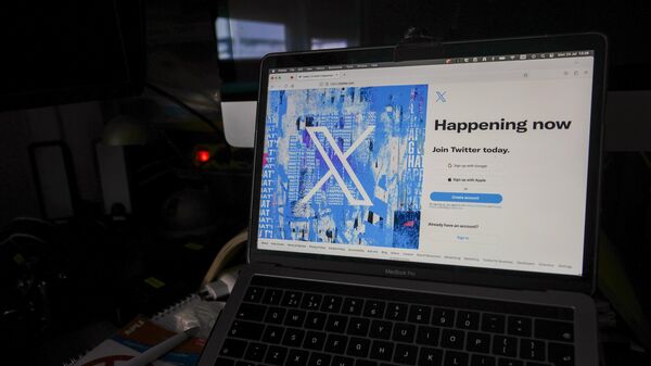Trang đăng nhập Twitter với logo mới - Sputnik Việt Nam