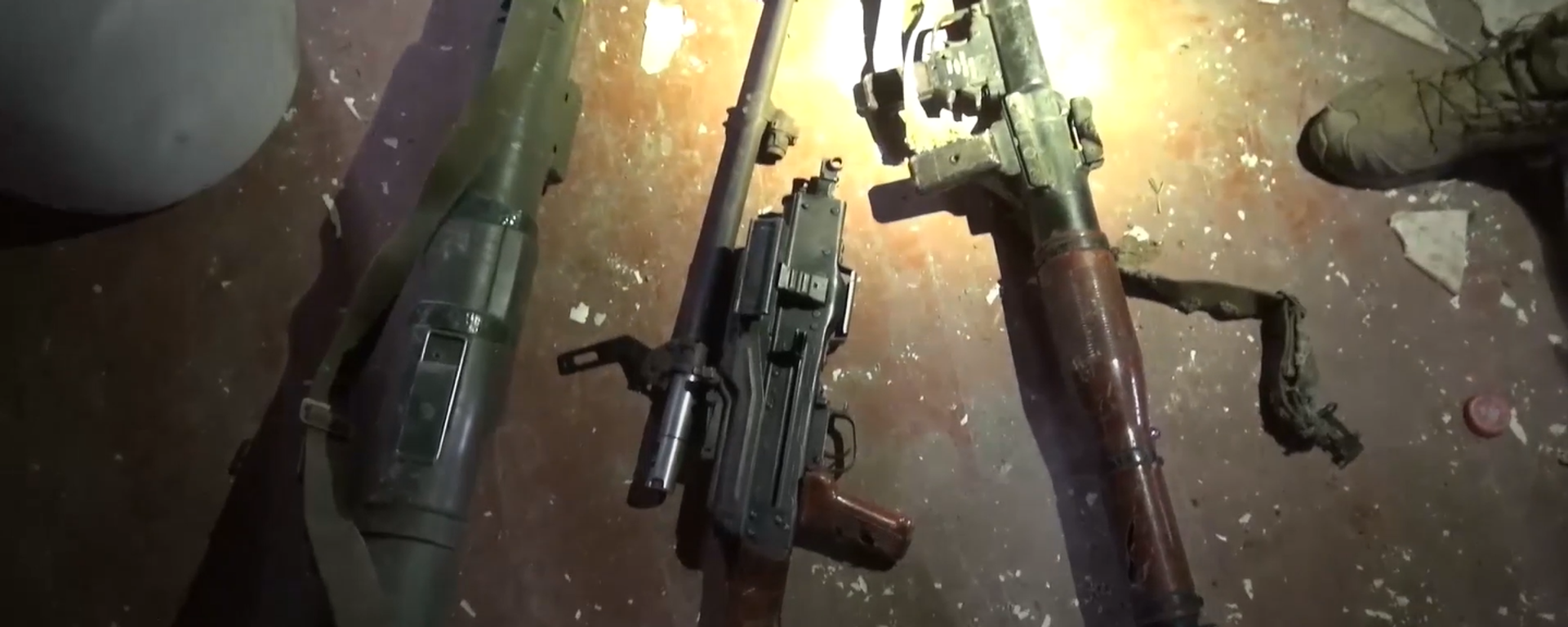 Một hầm chứa vũ khí và tài liệu bí mật của Cơ quan An ninh Ukraina (SBU) bị phát hiện ở Mariupol - Sputnik Việt Nam, 1920, 13.02.2024