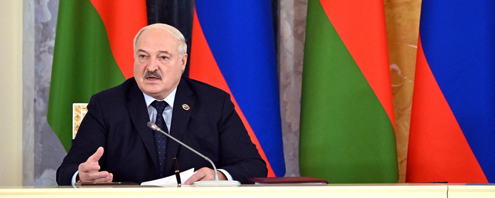 Tổng thống Belarus Alexandr Lukashenko - Sputnik Việt Nam, 1920, 02.07.2024