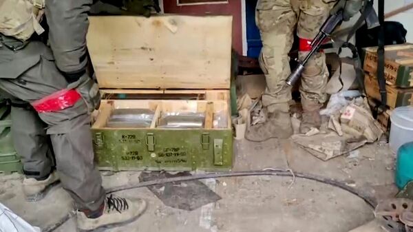 Бойцы ВС РФ обнаружили трофейное западное оружие в расположении подразделения ВСУ в Авдеевке - Sputnik Việt Nam