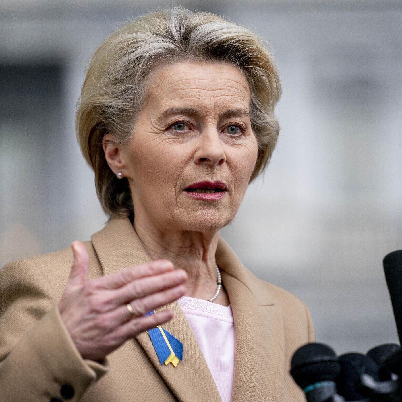 Nghị sĩ Hy Lạp coi việc von der Leyen tái đắc cử được cho là ...