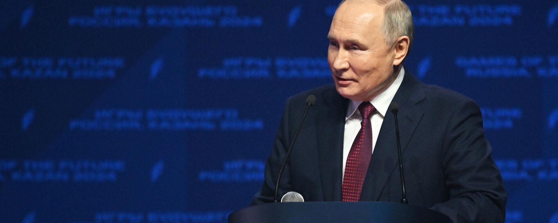 Tổng thống Nga Vladimir Putin phát biểu tại diễn đàn Những ý tưởng mới cho thời đại mới - Sputnik Việt Nam, 1920, 22.02.2024