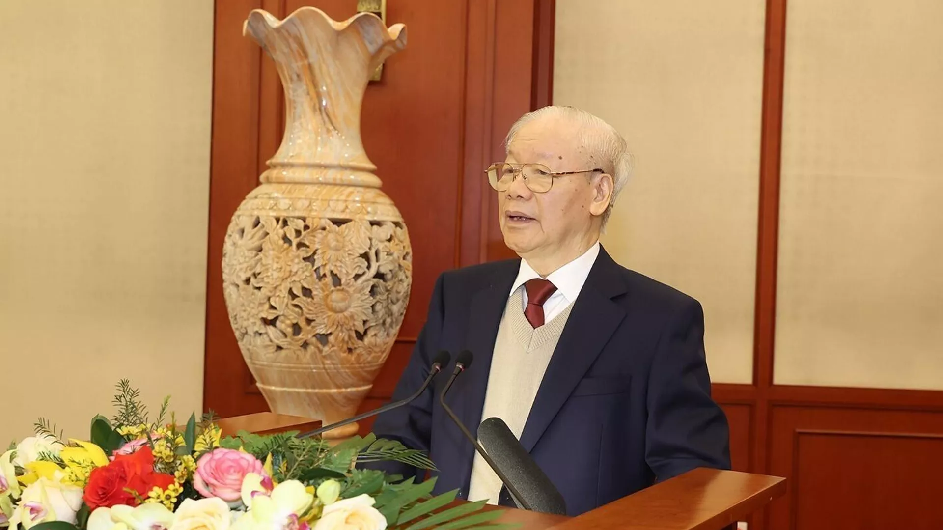 Tổng Bí thư chủ trì phiên họp đầu tiên Tiểu ban Văn kiện Đại hội XIV của Đảng  