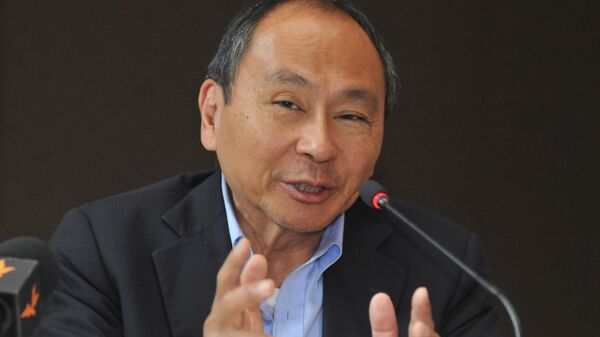 Triết gia, nhà khoa học chính trị, nhà kinh tế chính trị người Mỹ Francis Fukuyama trong cuộc họp báo ở Lvov - Sputnik Việt Nam