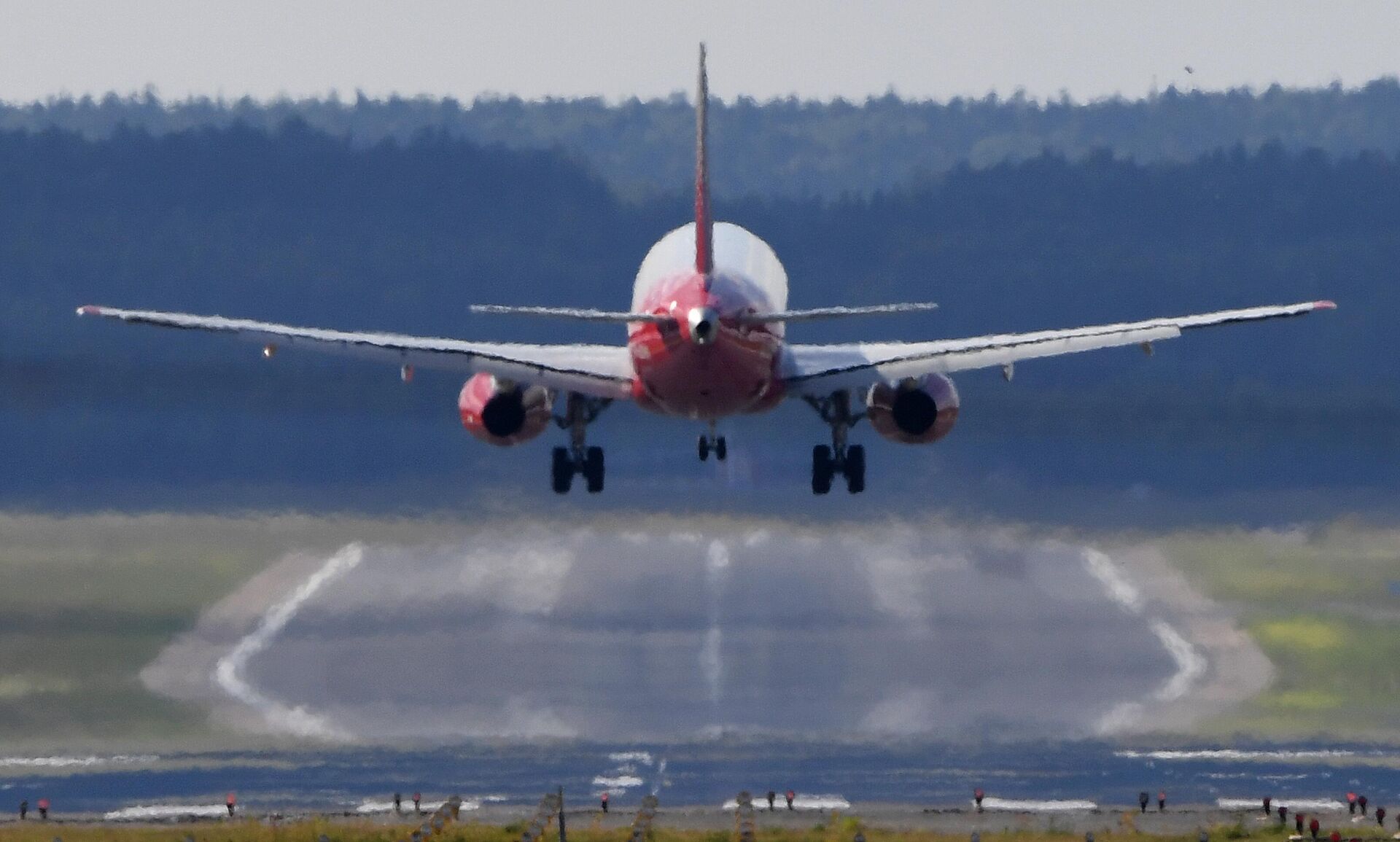 Máy bay «Sukhoi-Superjet» - Sputnik Việt Nam, 1920, 22.03.2024